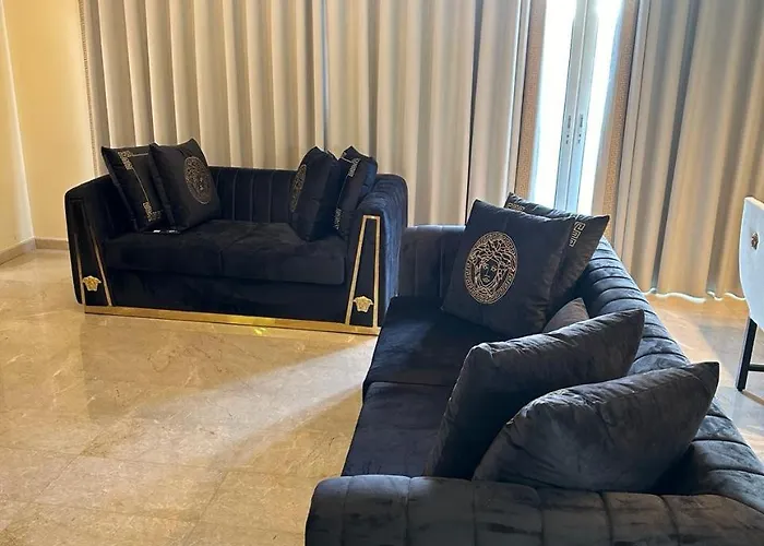 Versace Home Luxury 3Br Apt-Hamra