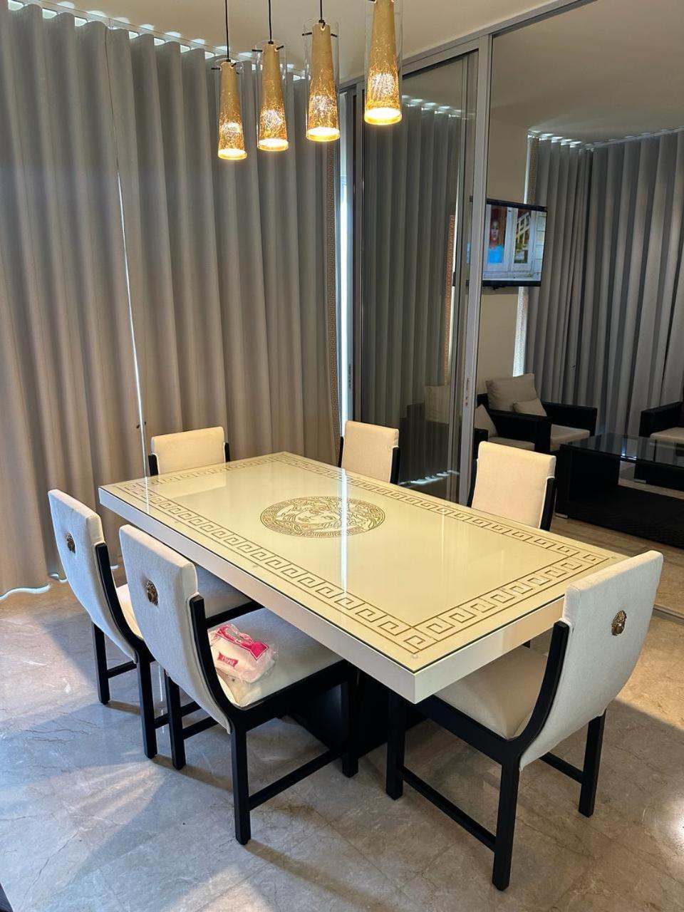 Versace Luxury 3br Apt-hamra * Beirut